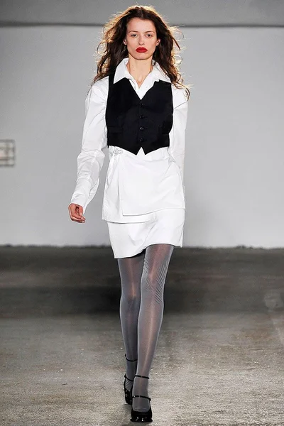 Look 2